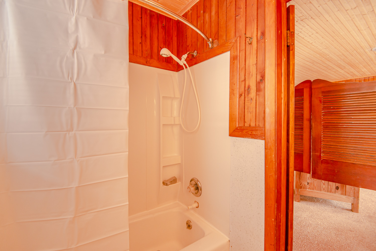 057 The Aqua Hut Vacation Rental in Kill Devil Hills,NC Joe Lamb Jr.