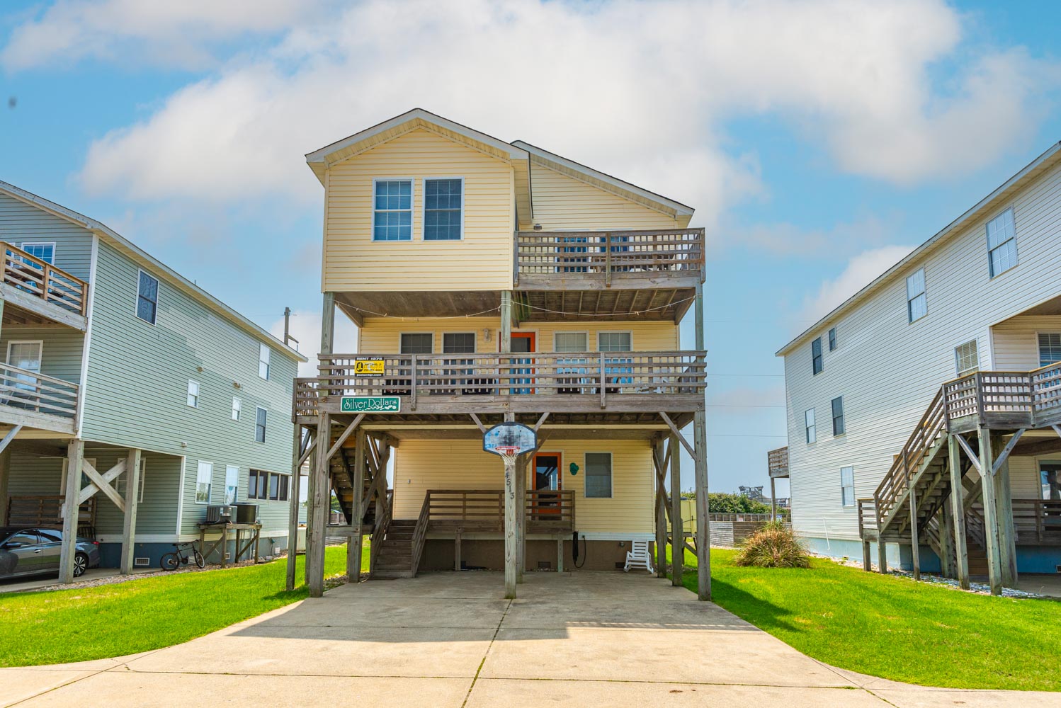 275 | Silver Dollars - Vacation Rental in Nags Head,NC | Joe Lamb Jr.