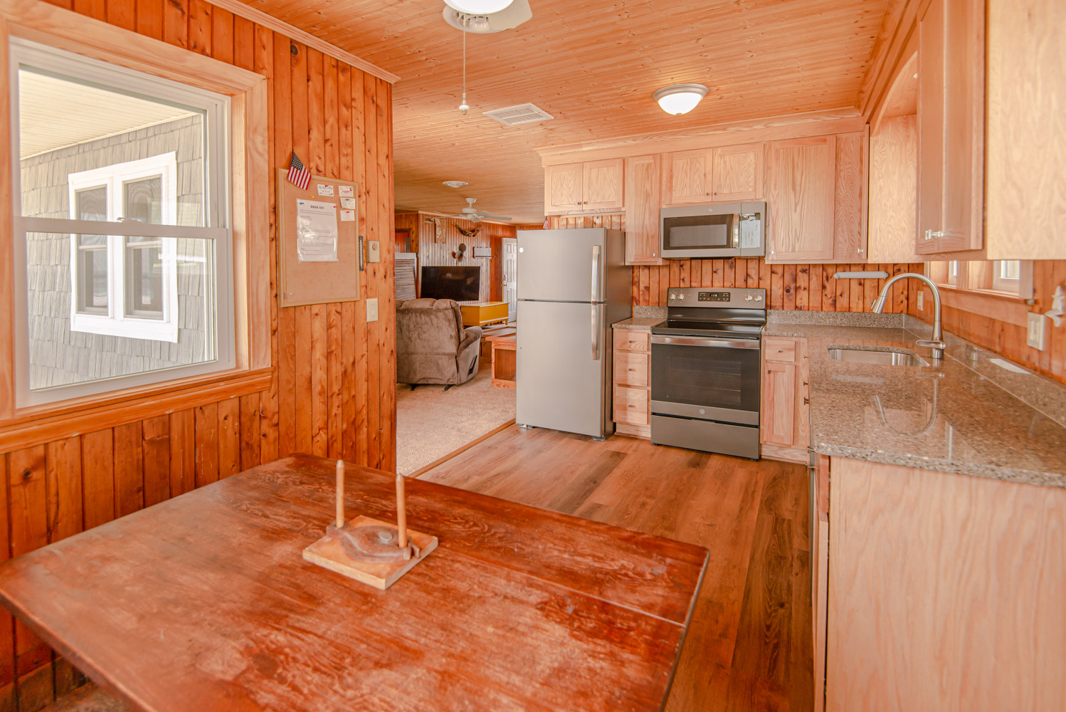 057 The Aqua Hut Vacation Rental in Kill Devil Hills,NC Joe Lamb Jr.